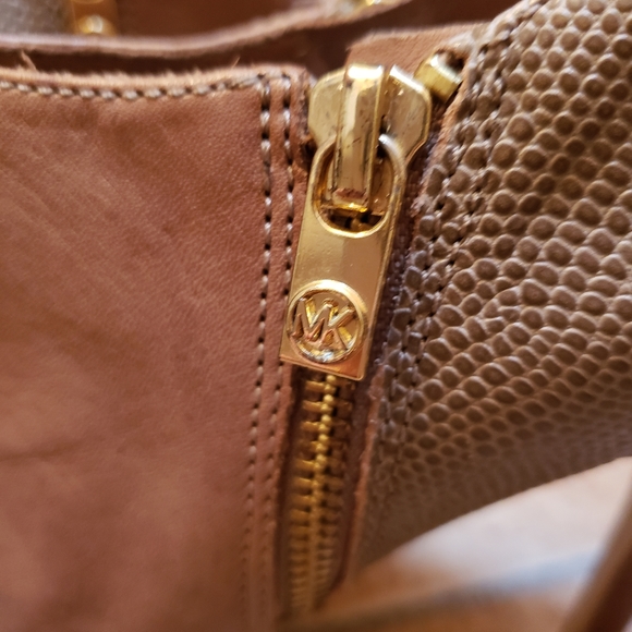 Michael Kors leather booties - Picture 4 of 8